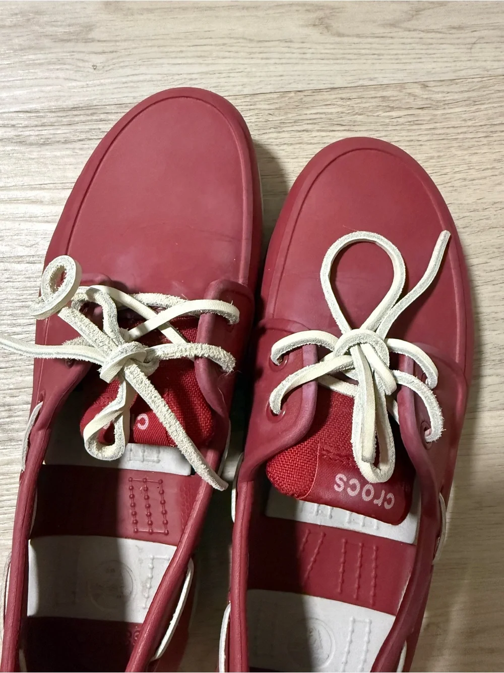 Crocs Boulder Colorado Red White Slip On Mens Size 8/Womens Size 10 Boat Shoes
